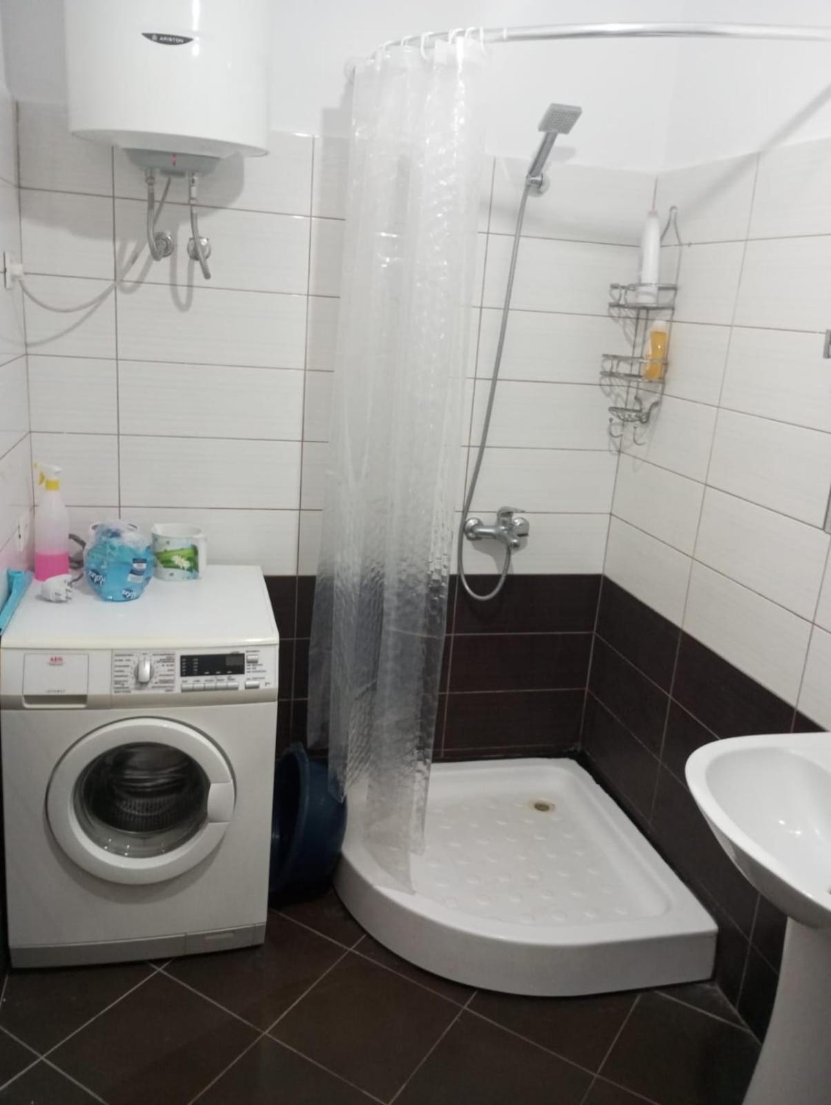 Maksimilian apartament Durres Bagian luar foto