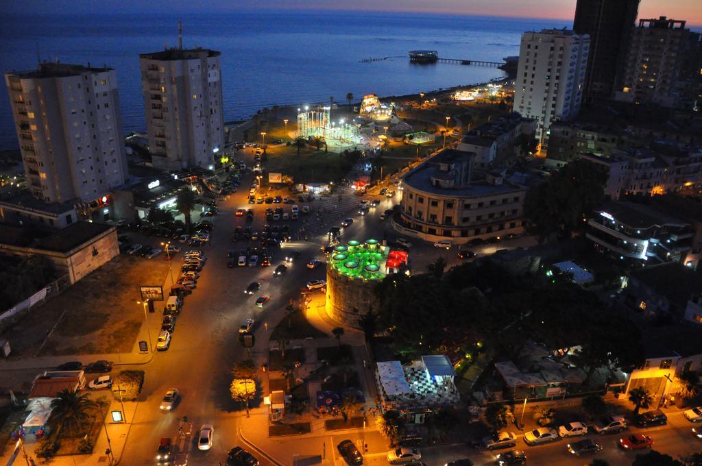 Maksimilian apartament Durres Bagian luar foto