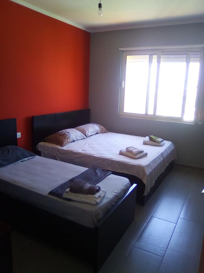 Maksimilian apartament Durres Bagian luar foto
