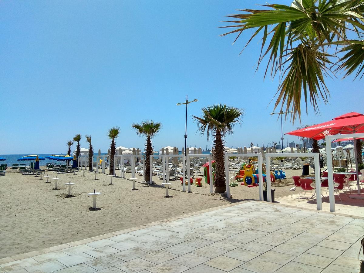 Maksimilian apartament Durres Bagian luar foto